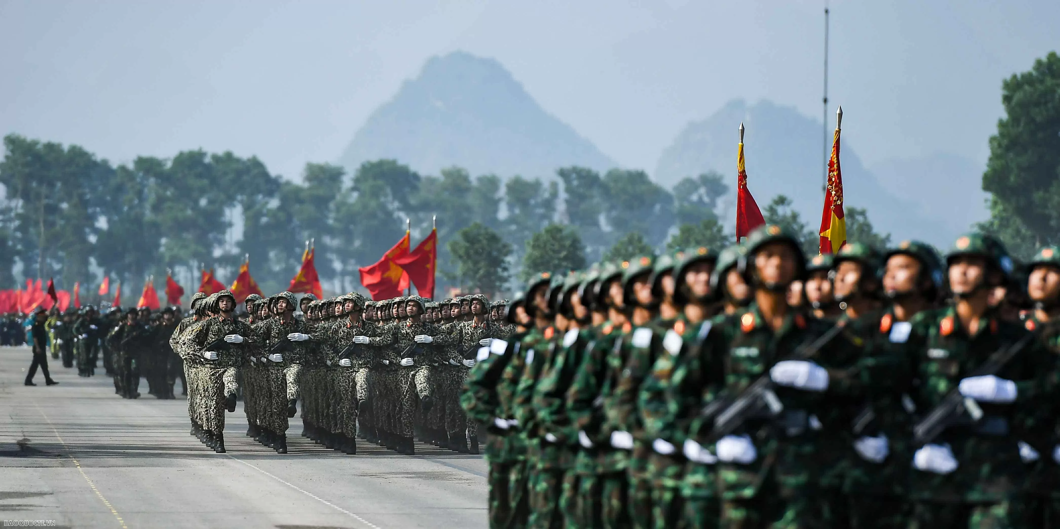 Lần đầu tiên tổng hợp luyện các lực lượng quân đội, công an tham gia diễu binh 80 năm Quốc khánh Lần đầu tiên tổng hợp luyện các lực lượng quân đội, công an tham gia diễu binh 80 năm Quốc khánh