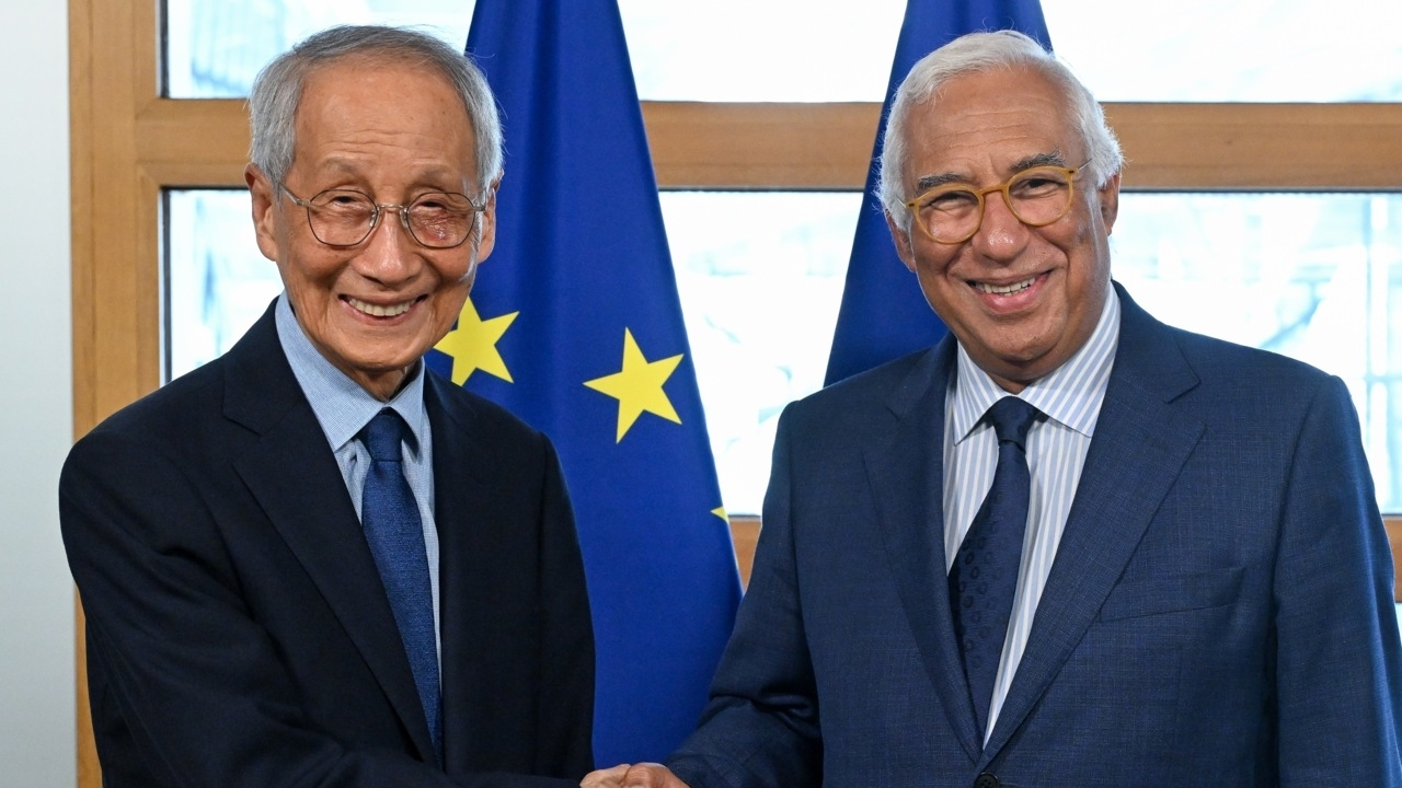 Điều đặc phái viên tới EU, Tổng thống Hàn Quốc gửi gắm hy vọng hòa bình