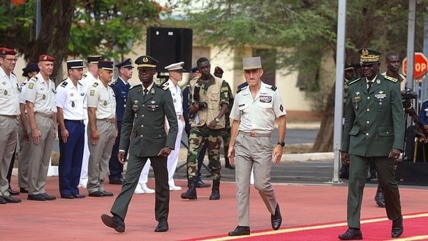 Pháp kết thúc hiện diện quân sự ở Tây Phi