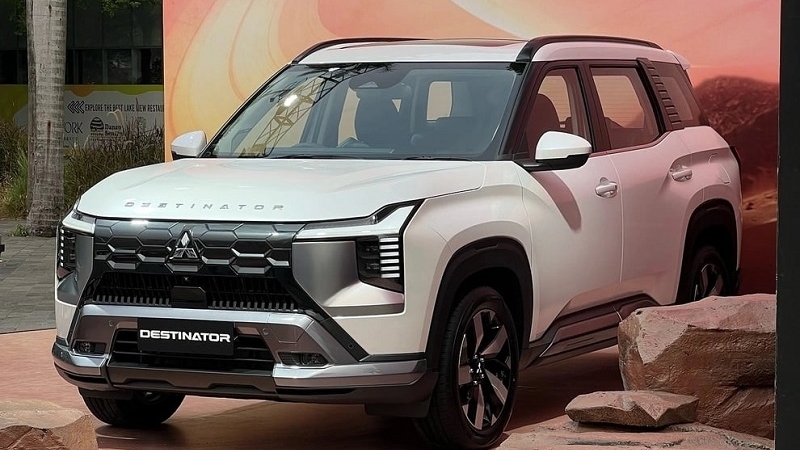 SUV 7 chỗ Mitsubishi Destinator chính thức ra mắt thị trường Đông Nam Á