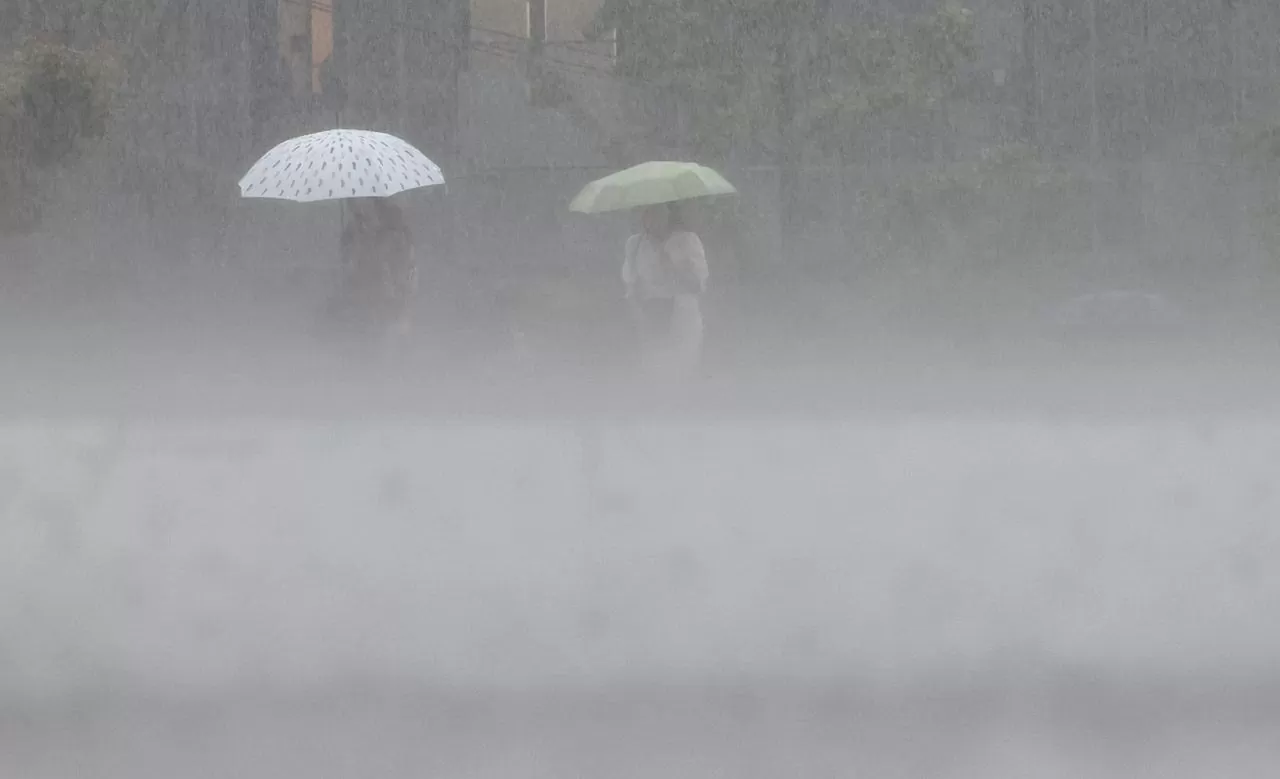 Mưa lớn gây thiệt hại nghiêm trọng tại Hàn Quốc Mưa lớn gây thiệt hại nghiêm trọng tại Hàn Quốc