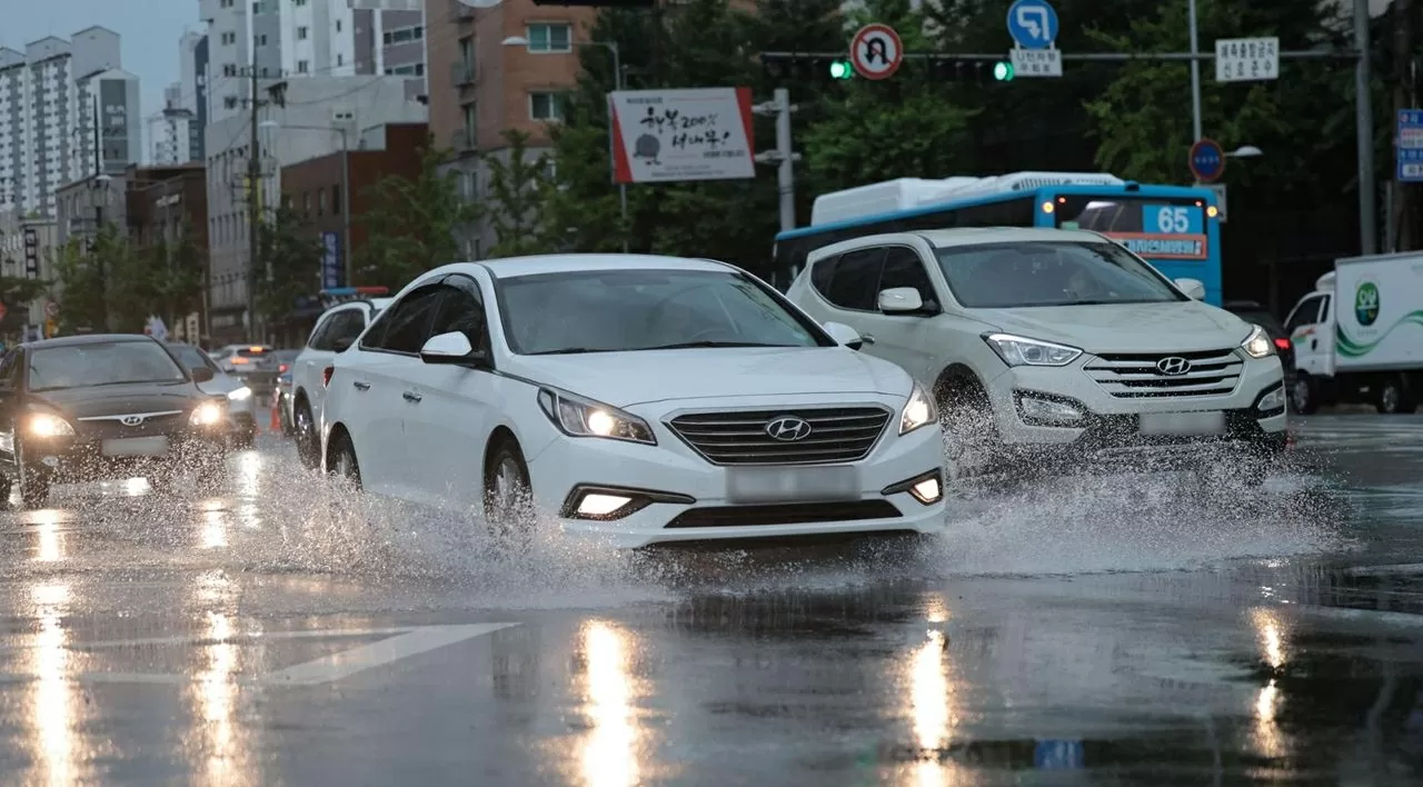 Mưa lớn gây thiệt hại nghiêm trọng tại Hàn Quốc Mưa lớn gây thiệt hại nghiêm trọng tại Hàn Quốc