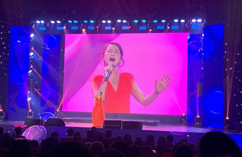 Hoà chung khúc ca tình hữu nghị Việt Nam-Trung Quốc Hoà chung khúc ca tình hữu nghị Việt Nam-Trung Quốc