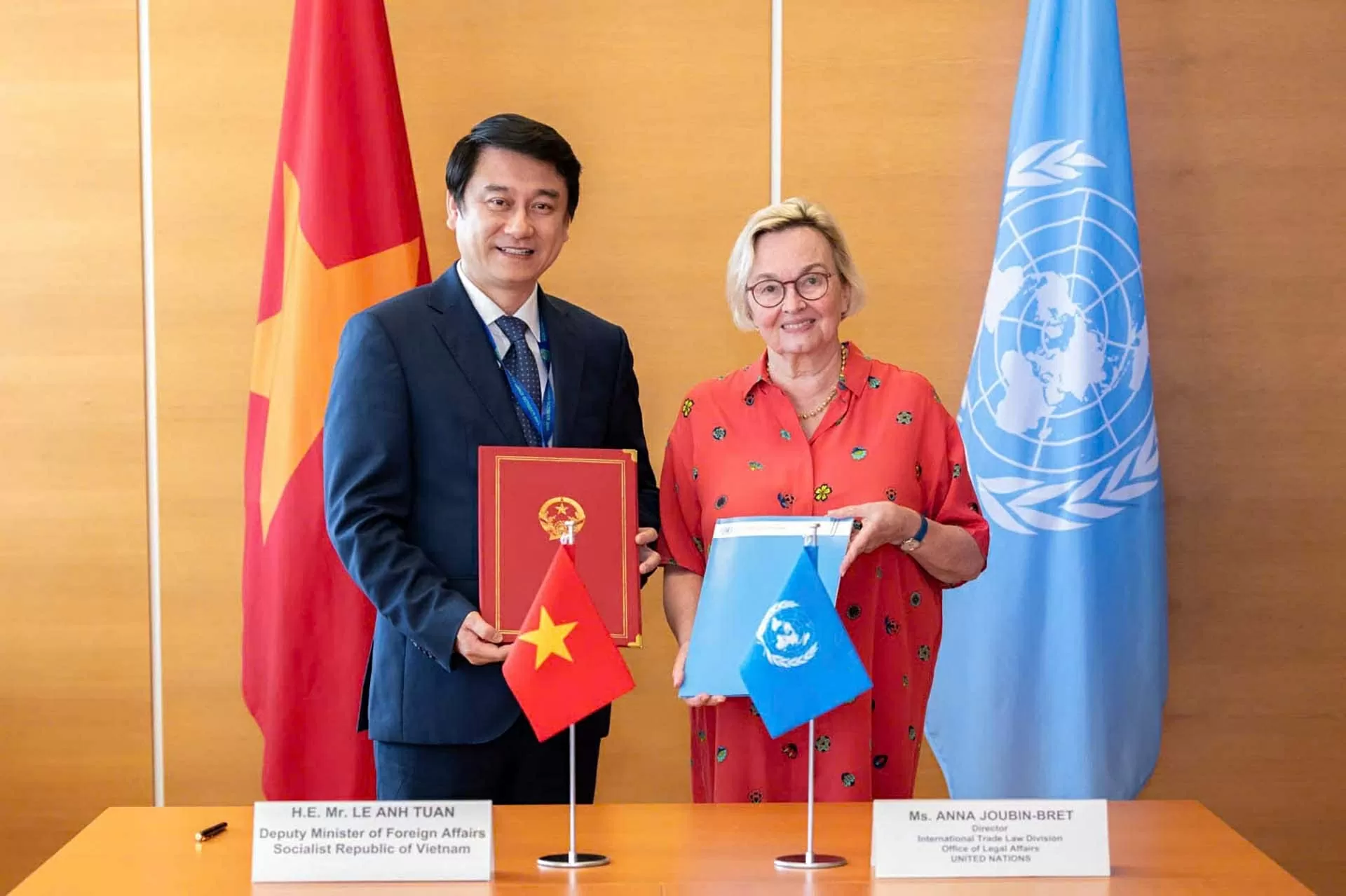 Việt Nam nâng tầm hợp tác với các cơ quan Liên hợp quốc và thúc đẩy các sáng kiến đa phương tại Vienna Việt Nam nâng tầm hợp tác với các cơ quan Liên hợp quốc và thúc đẩy các sáng kiến đa phương tại Vienna