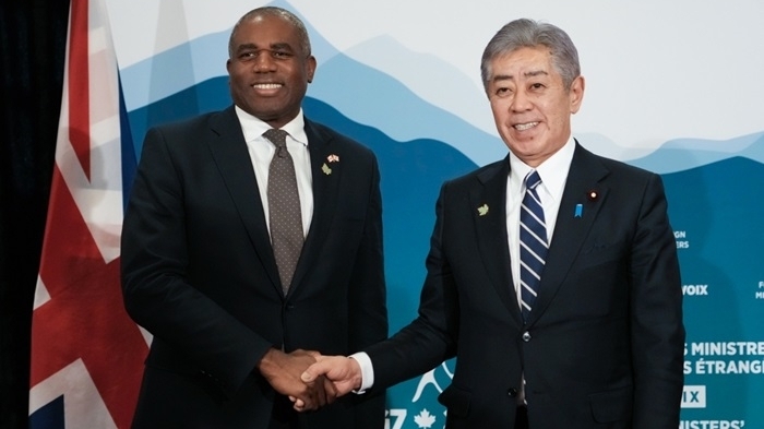 Ẩn ý đằng sau sự xích lại gần nhau của quan hệ Anh-Nhật