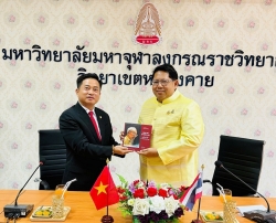 Tổng Lãnh sự Đinh Hoàng Linh thúc đẩy hợp tác đầu tư, thương mại và du lịch giữa tỉnh Nong Khai, Thái Lan và các địa phương Việt Nam