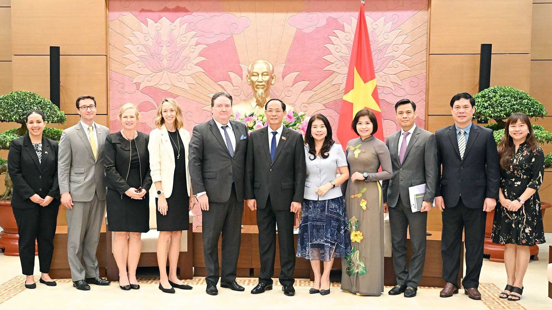 Phó Chủ tịch Quốc hội Trần Quang Phương tiếp Đại sứ Hoa Kỳ tại Việt Nam