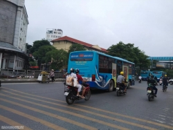 Cấm xe máy chạy xăng trong vành đai 1 Hà Nội: Nên cho công chúng góc nhìn toàn diện hơn về chuyển đổi xanh