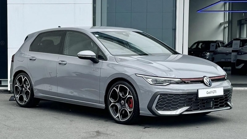 Volkswagen Golf chuẩn bị ra mắt tại Việt Nam, giá từ trên 1,2 tỷ đồng