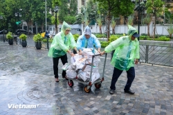 Ứng phó bão số 3, người Hà Nội chủ động gia cố nhà cửa, tài sản