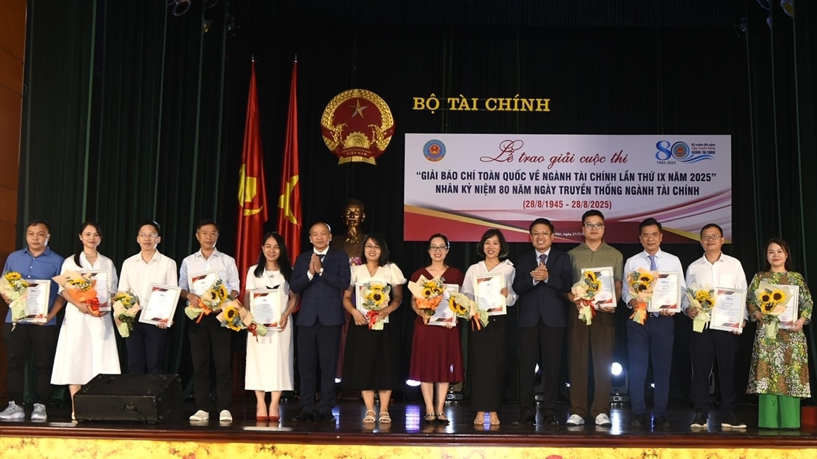 Báo Thế giới và Việt Nam đoạt giải tại Giải báo chí toàn quốc về ngành Tài chính