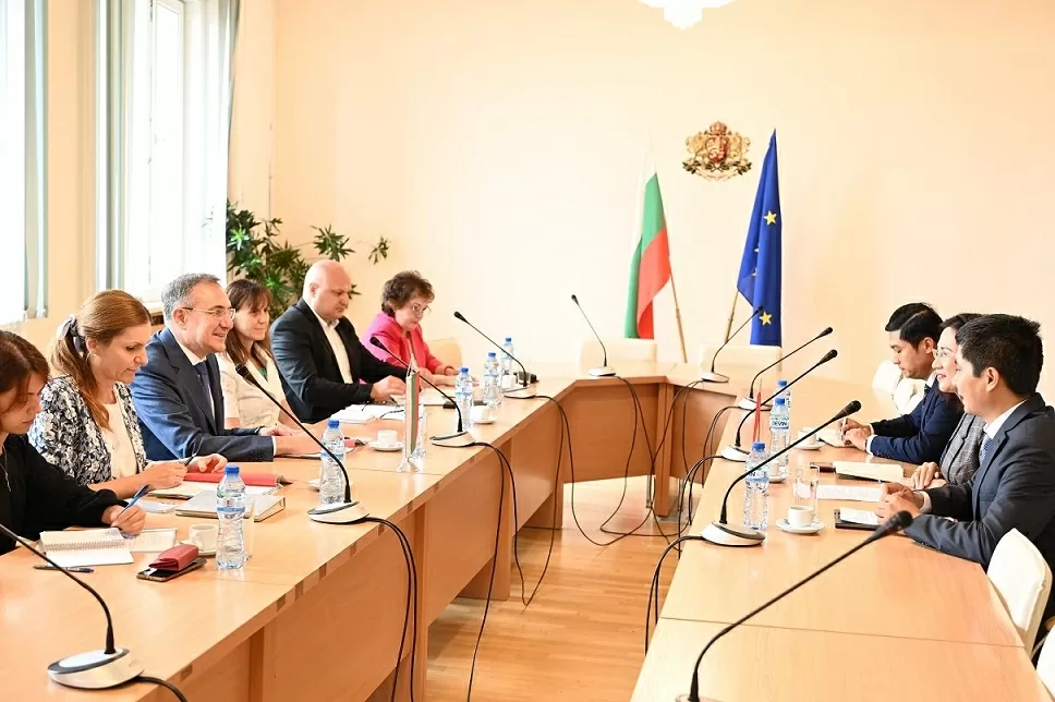 Lãnh đạo Bulgaria ủng hộ hợp tác với Việt Nam trong lĩnh vực nguồn nhân lực và y tế Lãnh đạo Bulgaria ủng hộ hợp tác với Việt Nam trong lĩnh vực nguồn nhân lực và y tế