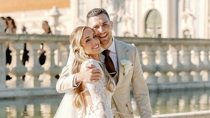 Loạt ngôi sao bóng đá 'tranh thủ' làm đám cưới dịp nghỉ Hè