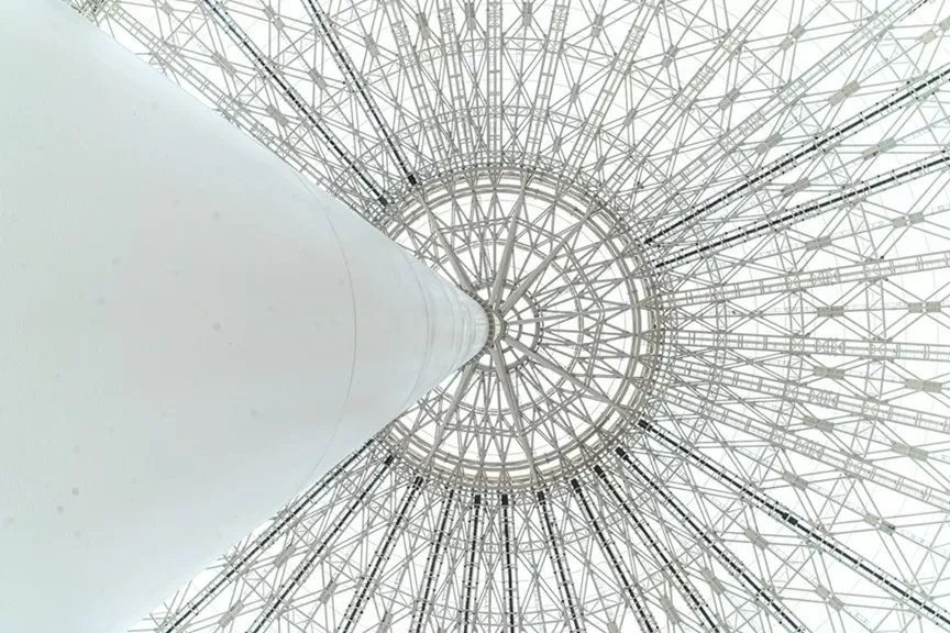 Mái vòm Trung tâm Hội chợ Triển lãm Quốc gia. Mái vòm Trung tâm Hội chợ Triển lãm Quốc gia.