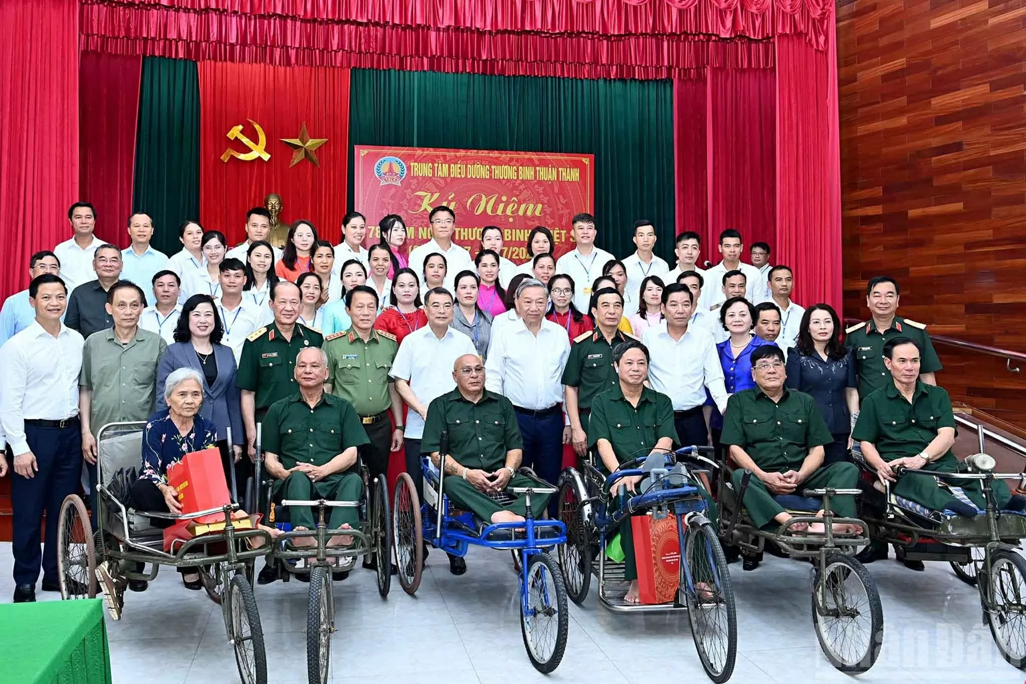 Uống nước nhớ nguồn Uống nước nhớ nguồn