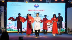 Trại hè Việt Nam 2025: 110 kiều bào trẻ cùng chung một tiếng hát