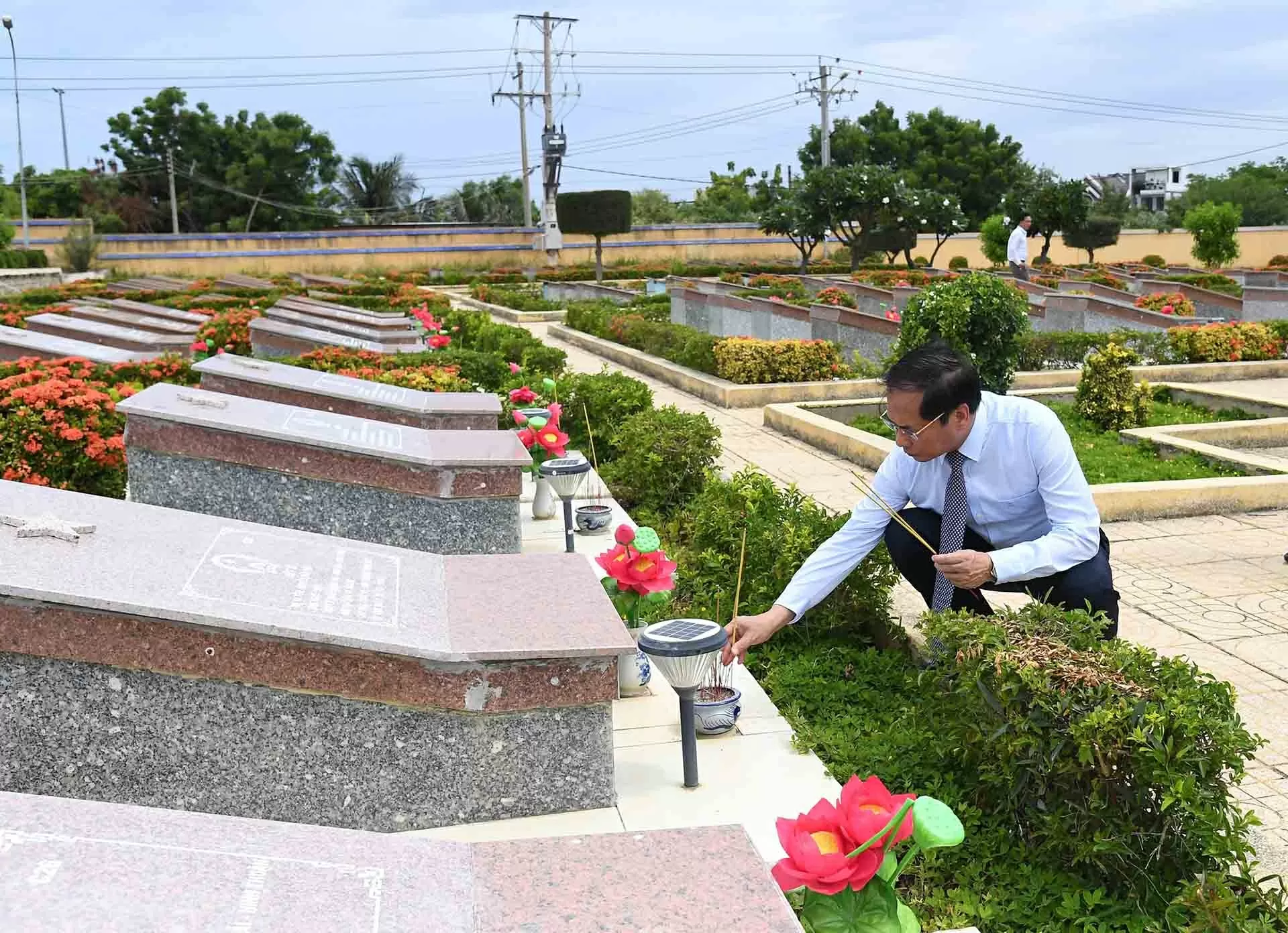 Phó Thủ tướng Bùi Thanh Sơn làm việc với tỉnh Khánh Hòa về các nhà máy điện hạt nhân Phó Thủ tướng Bùi Thanh Sơn làm việc với tỉnh Khánh Hòa về các nhà máy điện hạt nhân