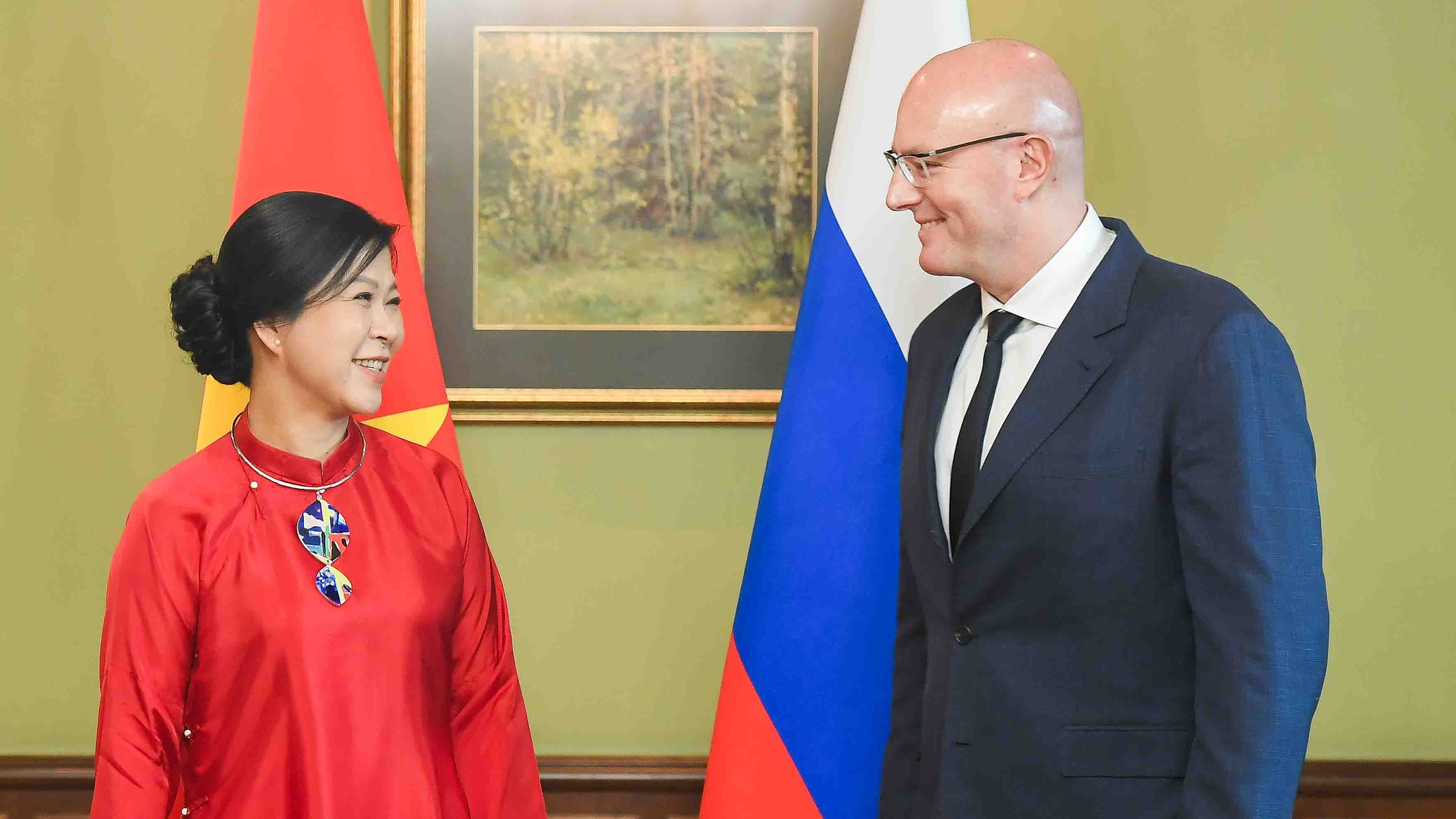 Nga mong muốn có ngôi trường nuôi dưỡng và phát triển tài năng nghệ thuật ballet, hội họa tại Hà Nội