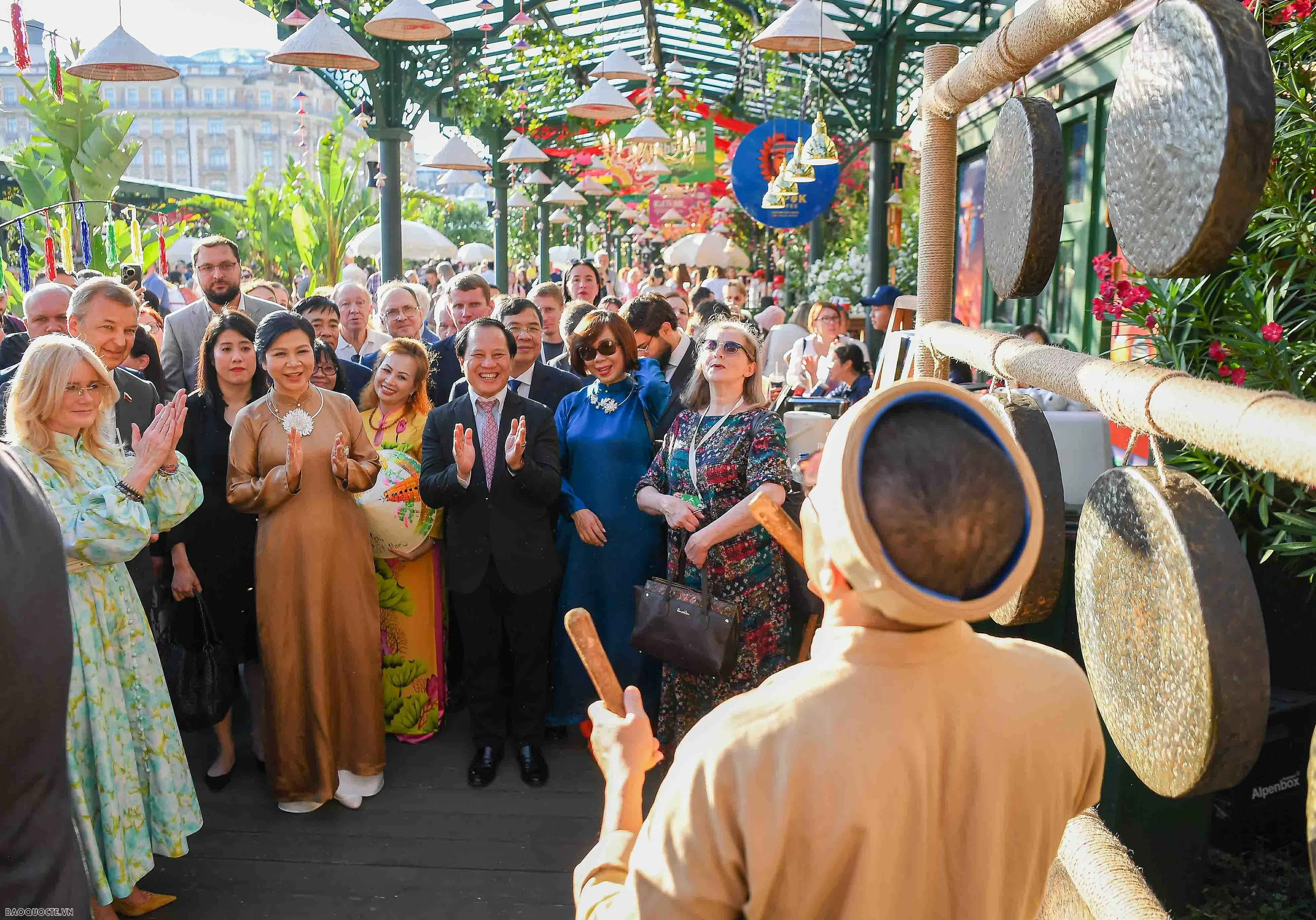 Lễ hội Văn hoá Việt Nam tại Nga: Mang tinh tuý Việt đến bạn bè quốc tế Lễ hội Văn hóa Việt Nam 2025: Gìn giữ chiều sâu lịch sử của tình hữu nghị Việt-Nga