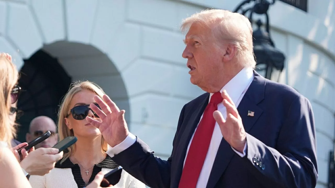 Giải pháp hai nhà nước: Czech ủng hộ, Tổng thống Mỹ bác bỏ kế hoạch công nhận nhà nước Palestine của Pháp. Sky News) Giải pháp hai nhà nước: Czech ủng hộ, Tổng thống Mỹ bác bỏ kế hoạch công nhận nhà nước Palestine của Pháp. Sky News)