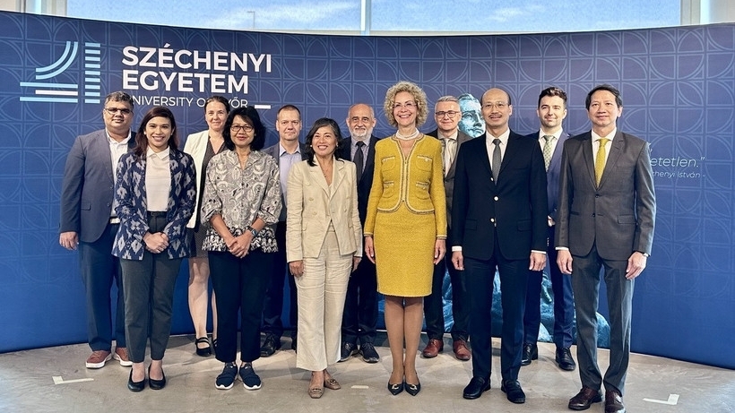 Hungary giúp Việt Nam đào tạo nguồn nhân lực chất lượng cao