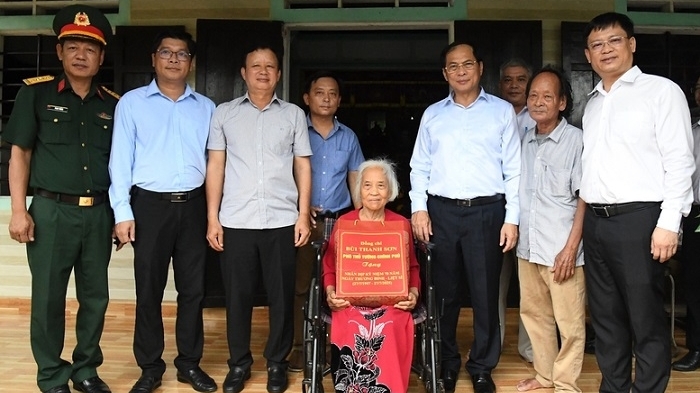 Phó Thủ tướng Bùi Thanh Sơn tri ân người có công tại Thành phố Huế