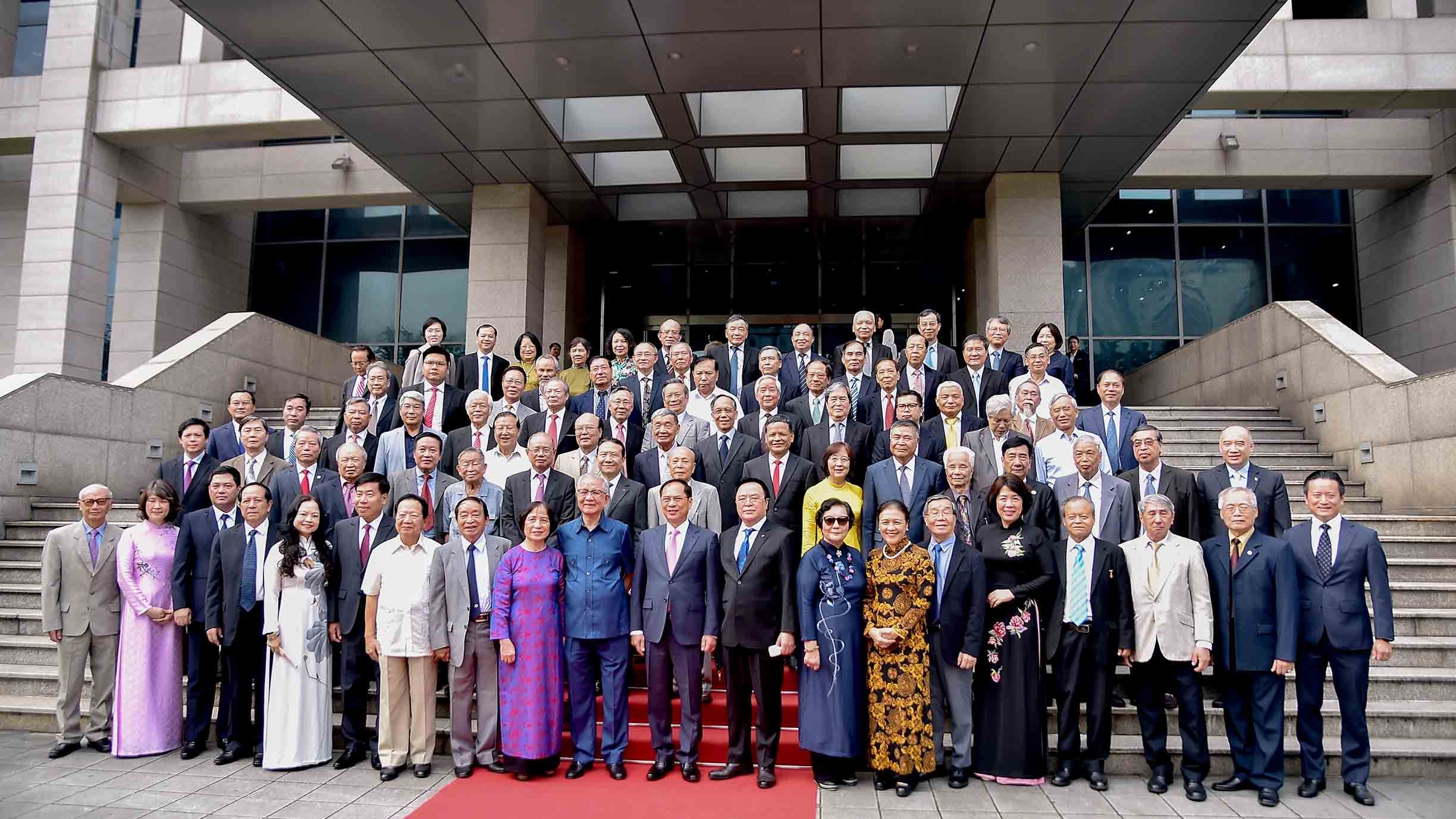 Viết tiếp chặng đường 80 năm vẻ vang của ngành Ngoại giao Việt Nam, đưa đất nước vào kỷ nguyên mới