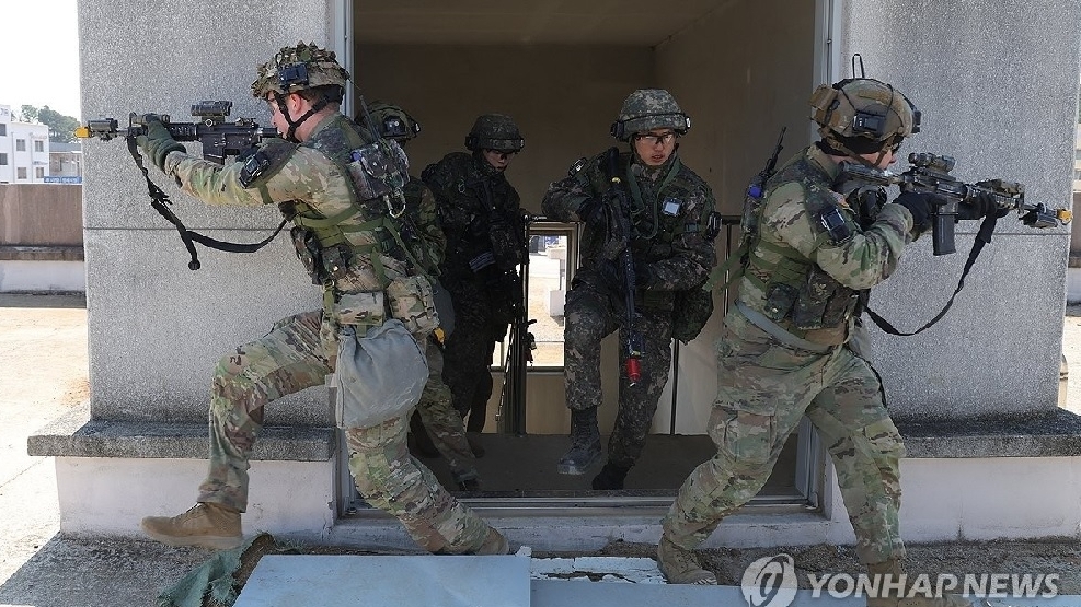 Hàn Quốc vừa hé lộ một ý định với các cuộc tập trận chung để xoa dịu Triều Tiên, Mỹ lập tức cảnh báo rắn