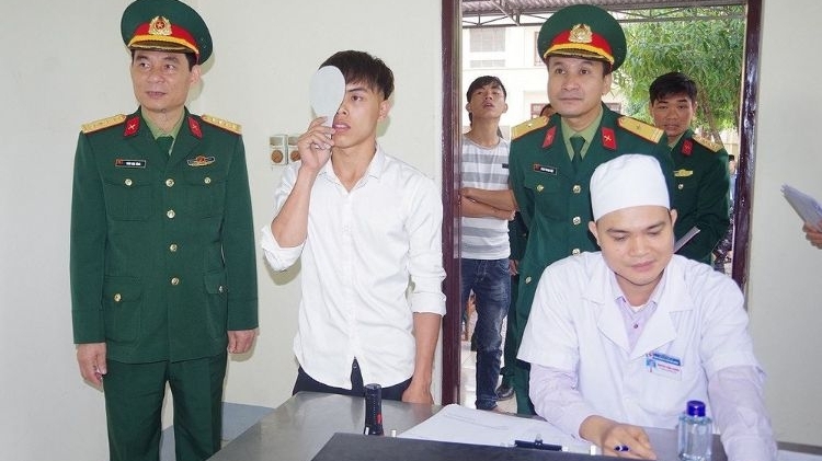 Quy định mới cận thị 1.5 độ vẫn đi nghĩa vụ quân sự 2026