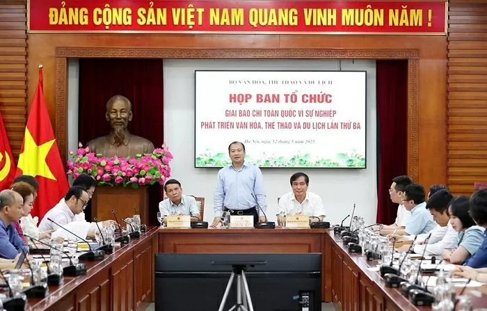 Giải báo chí toàn quốc ‘Vì sự nghiệp phát triển Văn hóa Việt Nam’ lần thứ ba điều chỉnh thời gian đăng tải và nhận tác phẩm tham dự Giải báo chí toàn quốc ‘Vì sự nghiệp phát triển Văn hóa Việt Nam’ lần thứ ba điều chỉnh thời gian đăng tải và nhận tác phẩm tham dự