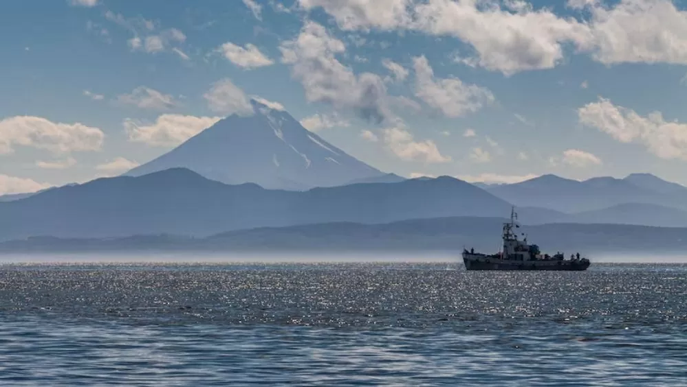 Động đất tại Nga lên tới 8,7 độ Richter gây ra những thiệt hại đầu tiên, nguy cơ sóng thần tấn công bờ biển Nhật Bản