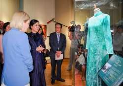 Áo dài Việt trưng bày giữa trái tim nước Nga