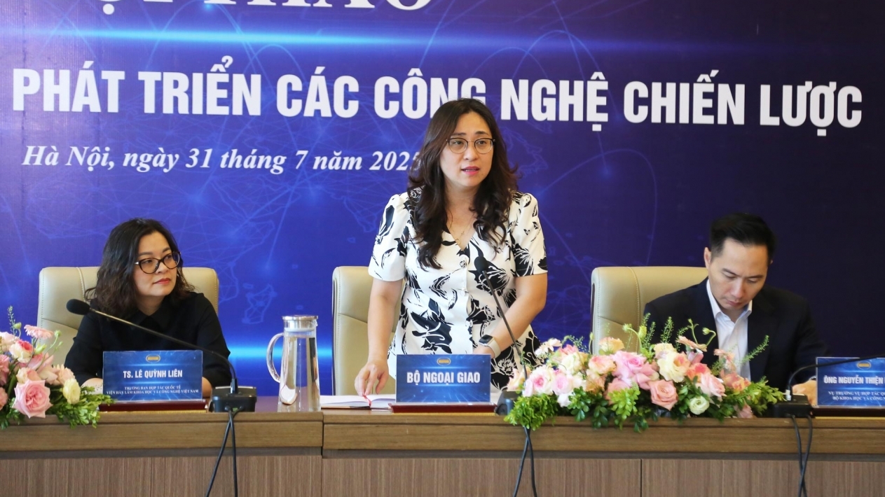 Hợp tác quốc tế phát triển các công nghệ chiến lược