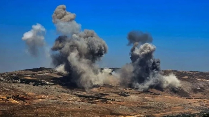 Israel nã 'mưa không kích' xuống Lebanon, cơ sở sản xuất tên lửa lớn nhất của Hezbollah thành 'bia ngắm'