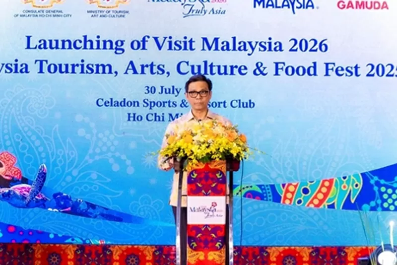 Tổng Lãnh sự Malaysia tại TP. HCM Firdauz Othman phát biểu tại Lễ khai mạc khu vực TP. HCM (Ảnh: Bảo Lan) Tổng Lãnh sự Malaysia tại TP. HCM Firdauz Othman phát biểu tại Lễ khai mạc khu vực TP. HCM (Ảnh: Bảo Lan)