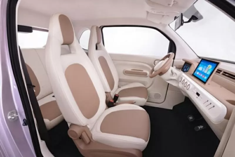 Nội thất của Bestune Pony 2026