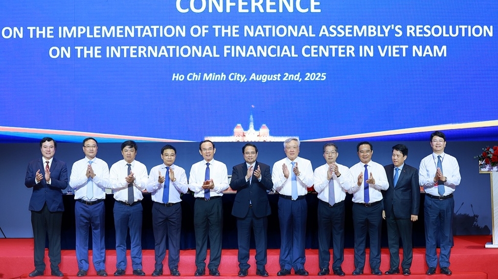 Thủ tướng Phạm Minh Chính chủ trì Hội nghị triển khai Nghị quyết của Quốc hội về Trung tâm tài chính quốc tế tại Việt Nam
