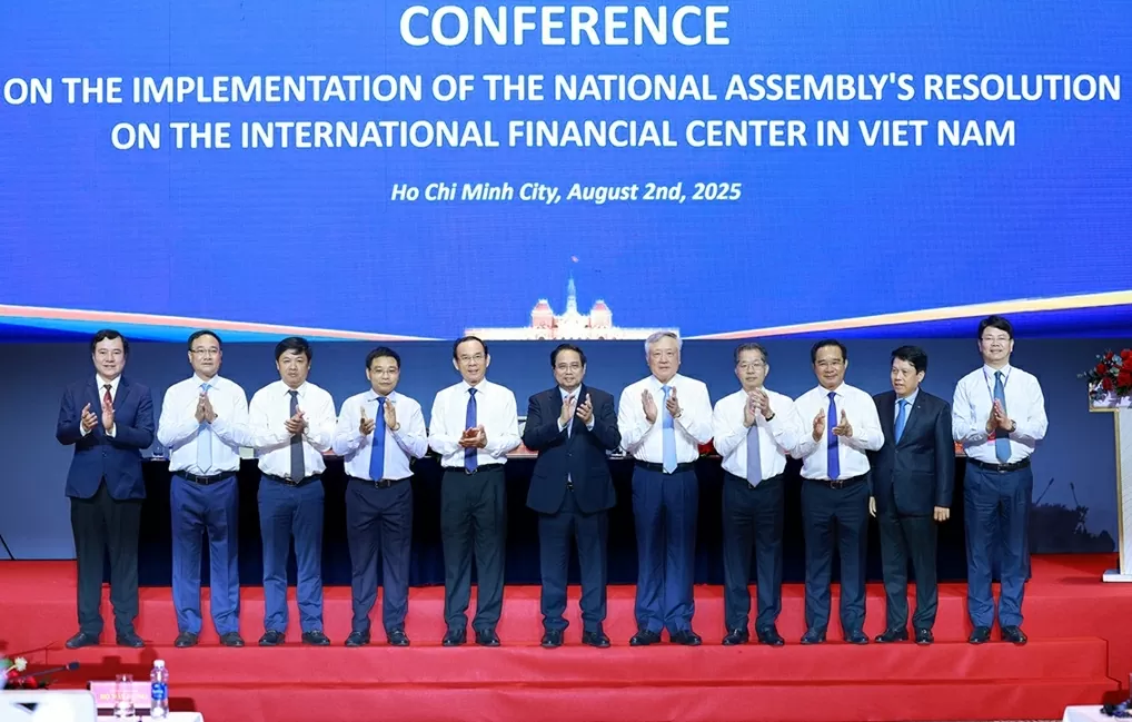 Thủ tướng chủ trì Hội nghị triển khai Nghị quyết của Quốc hội về Trung tâm tài chính quốc tế Thủ tướng chủ trì Hội nghị triển khai Nghị quyết của Quốc hội về Trung tâm tài chính quốc tế