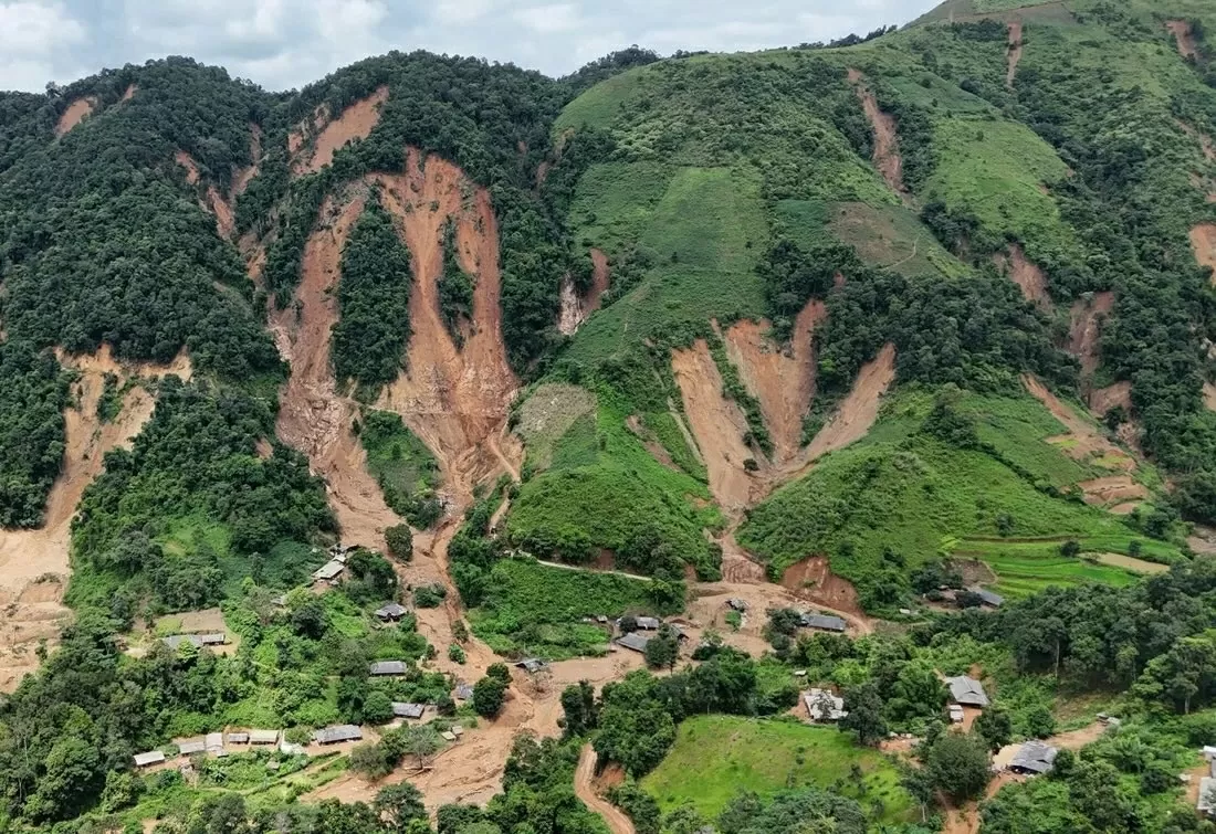Bộ Y tế ra văn bản yêu cầu tập trung nhân lực cứu chữa nạn nhân sạt lở ở Điện Biên Bộ Y tế ra văn bản yêu cầu tập trung nhân lực cứu chữa nạn nhân sạt lở ở Điện Biên