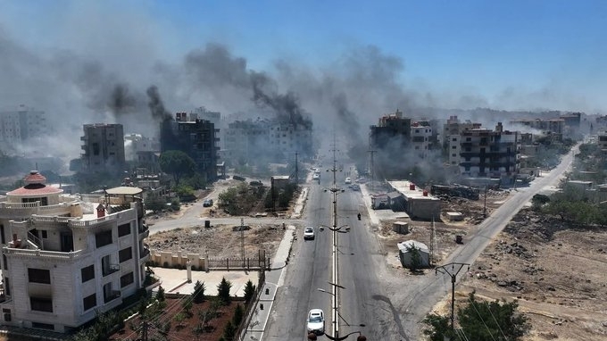 Tình hình Syria: Bạo lực tái bùng phát, Israel tung quân đột kích, Damascus đóng cửa hành lang nhân đạo dẫn tới Sweida
