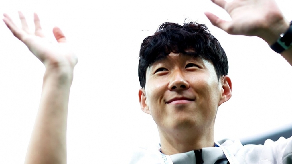 Rời Tottenham, Son Heung Min hội ngộ đồng đội cũ Hugo Lloris