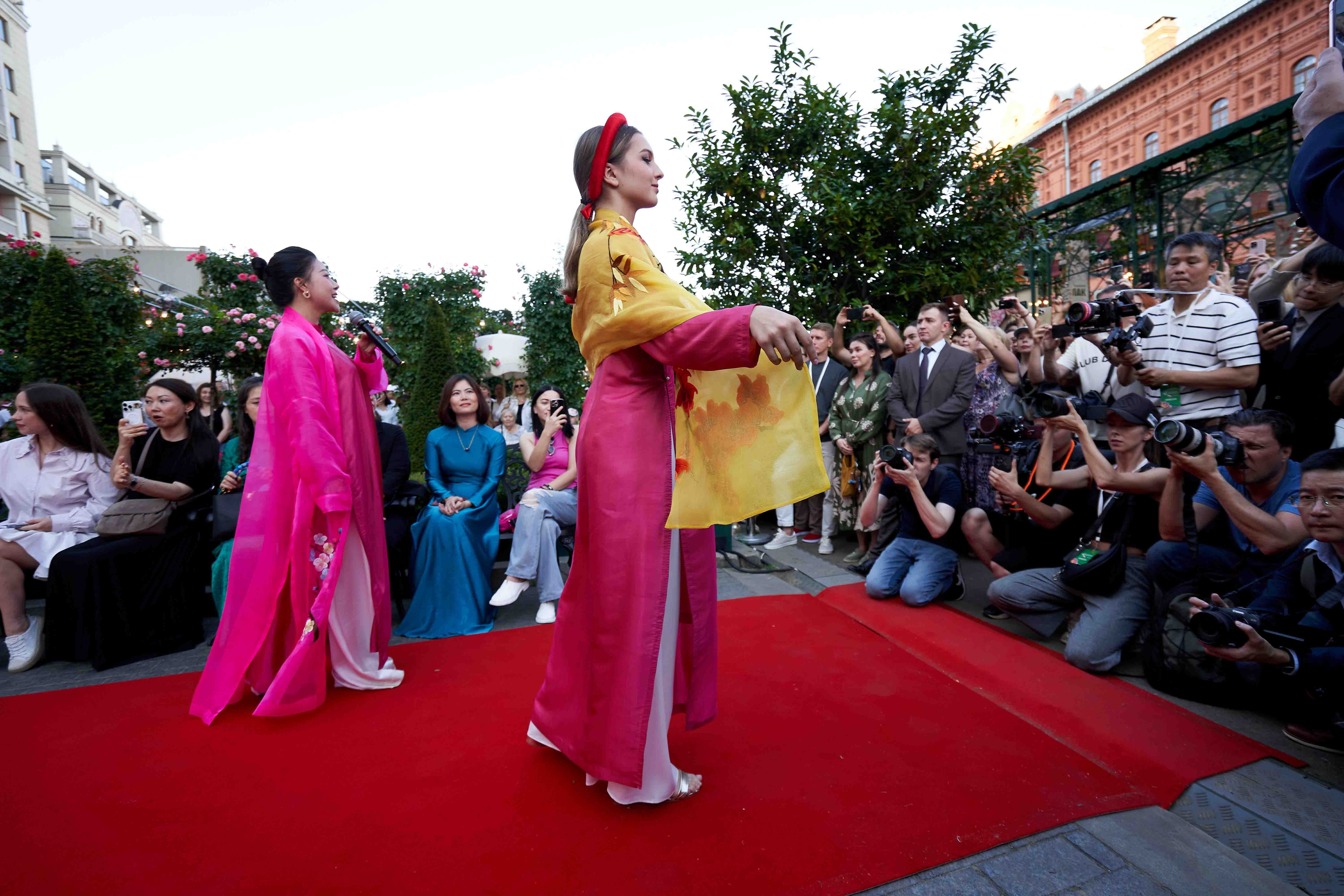 Nhìn lại Lễ hội Văn hoá Việt Nam lần đầu tiên tổ chức giữa lòng Moscow