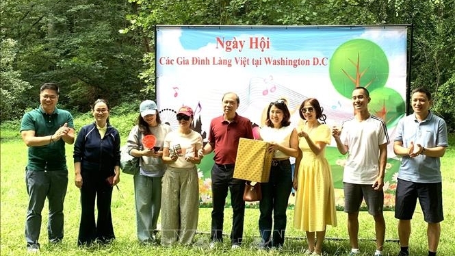 Ngày hội gia đình Làng Việt: Gắn kết cộng đồng, lan tỏa truyền thống người Việt tại Mỹ