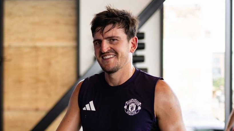 Năm CLB hỏi mua Harry Maguire