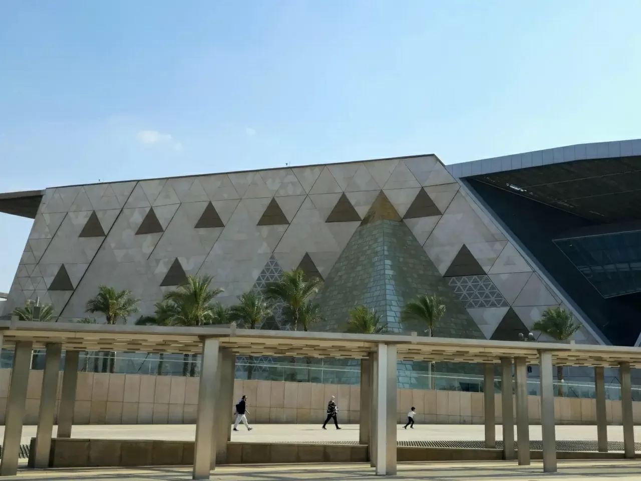 Choáng ngợp với không gian bên trong Đại bảo tàng Ai Cập Choáng ngợp với không gian bên trong Đại bảo tàng Ai Cập