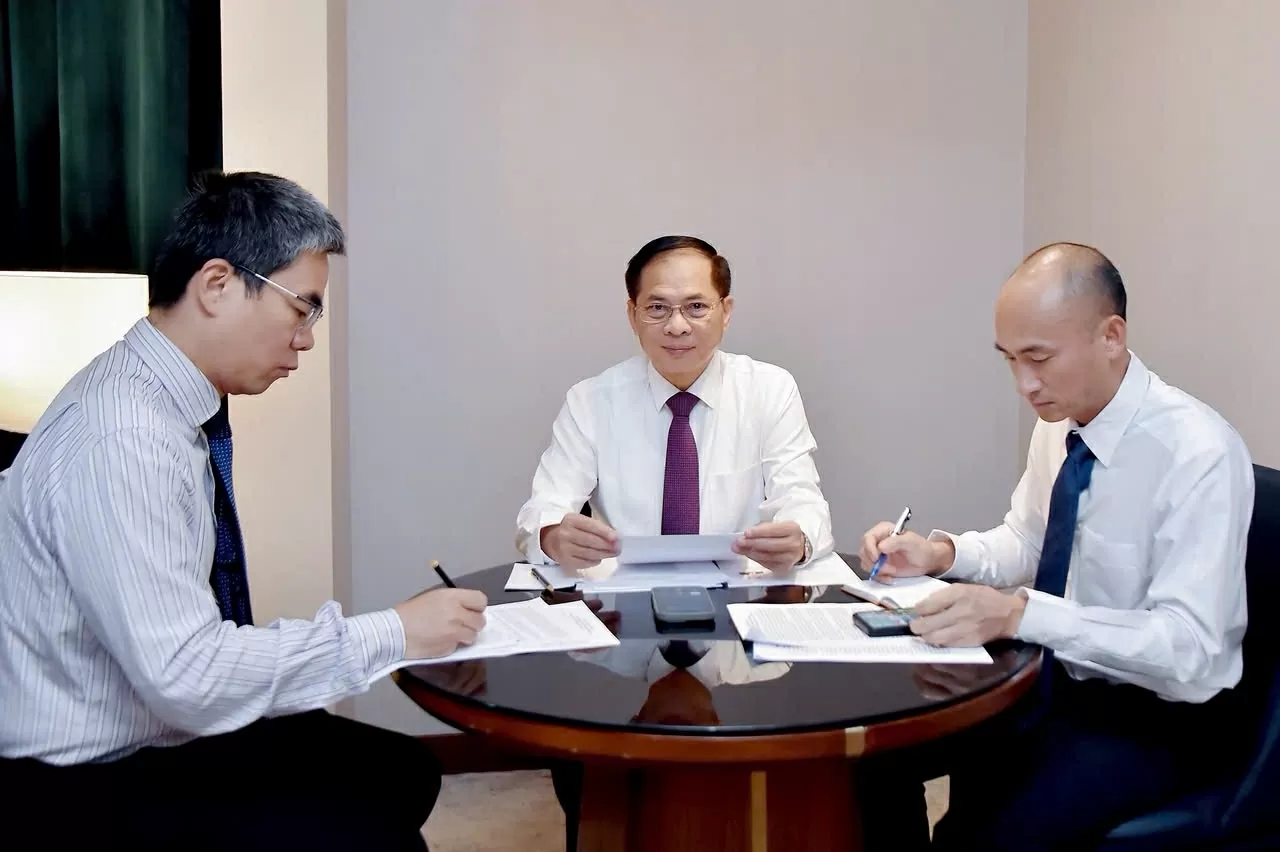 Phó Thủ tướng Chính phủ, Bộ trưởng Ngoại giao Bùi Thanh Sơn điện đàm với Bộ trưởng Ngoại giao Hàn Quốc ngày 6/8/2025. (Ảnh: Bảo Chi)