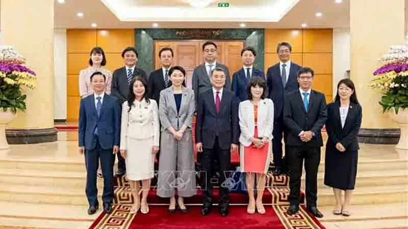 Làm sâu sắc hơn quan hệ Đối tác chiến lược toàn diện Việt Nam-Nhật Bản trên các lĩnh vực Làm sâu sắc hơn quan hệ Đối tác chiến lược toàn diện Việt Nam-Nhật Bản trên các lĩnh vực