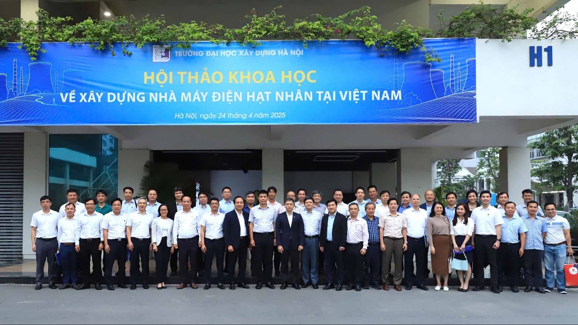 Chắp cánh Việt Nam