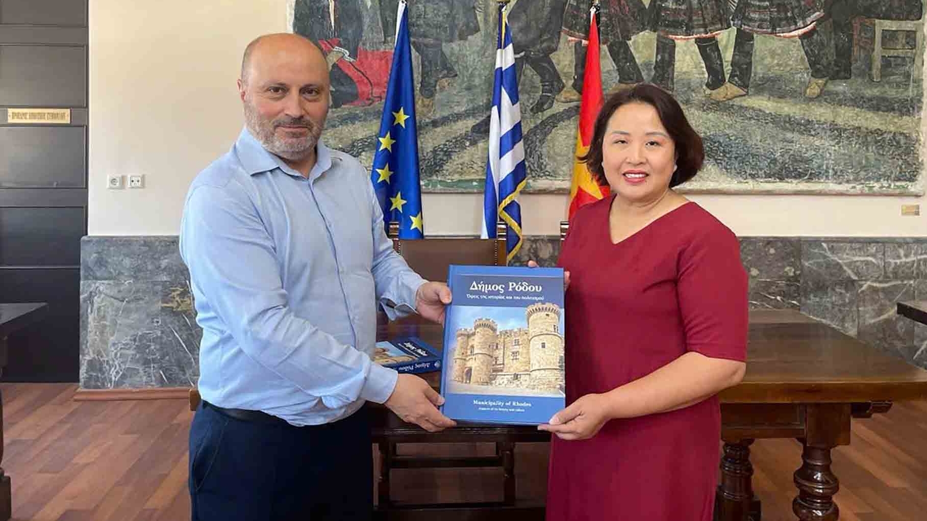 Tăng cường quan hệ hợp tác giữa Việt Nam và đảo Rhodes, Hy Lạp