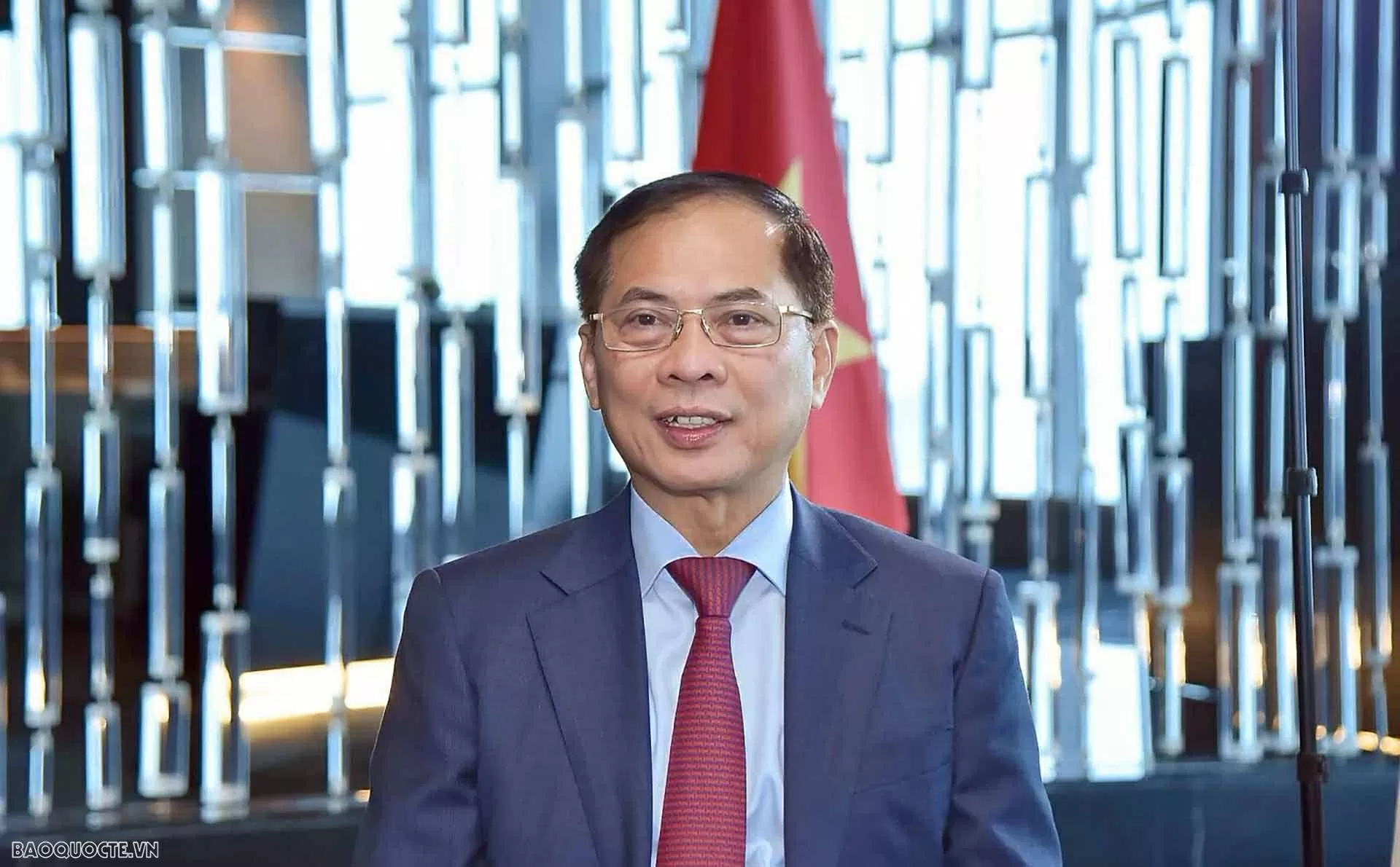 Phó Thủ tướng, Bộ trưởng Ngoại giao Bùi Thanh Sơn. Phó Thủ tướng, Bộ trưởng Ngoại giao Bùi Thanh Sơn.